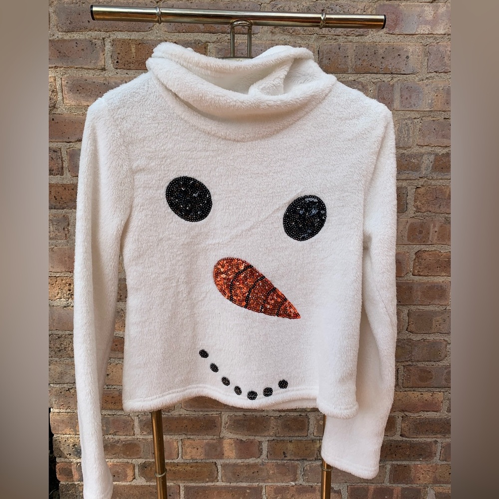 Fuzzy snowman sweatshirt, size Medium